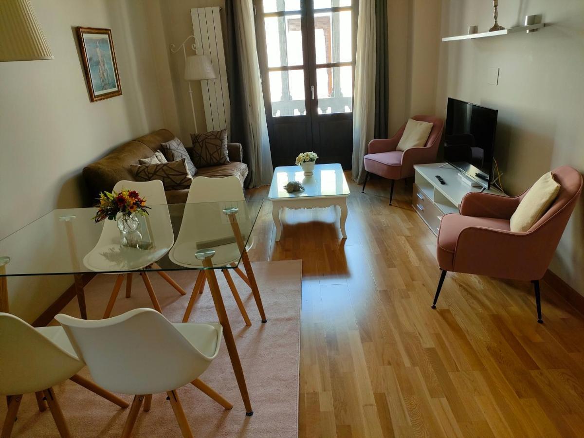 Apartamento Nueva Del Santisimo غرناطة المظهر الخارجي الصورة